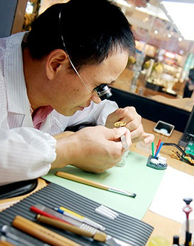 本杰明·托马斯-天河区帝舵维修服务中心制表师